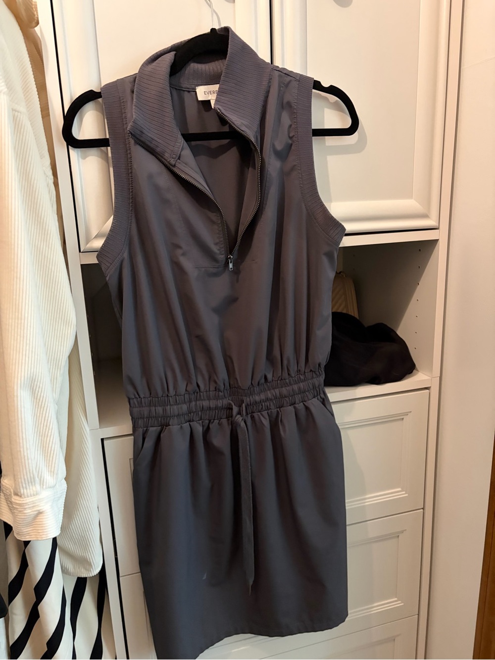 Evereve Sleeveless Charcoal Zip-Front Drawstring Mini Dress